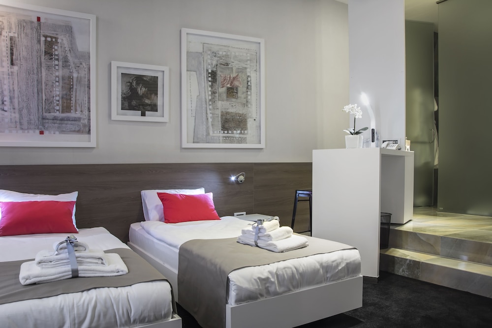 Eter Hotel 29/70