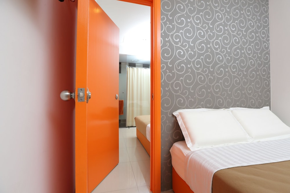 1 HOTEL KUCHAI LAMA 34/49