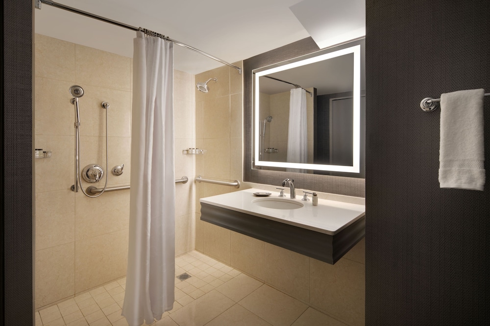 Sheraton Philadelphia Downtown 13/52