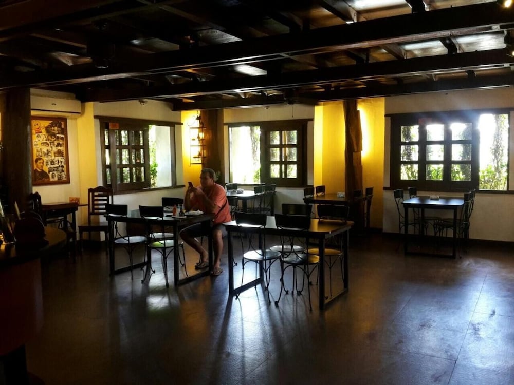 Travelbee Heritage Inn 20/30