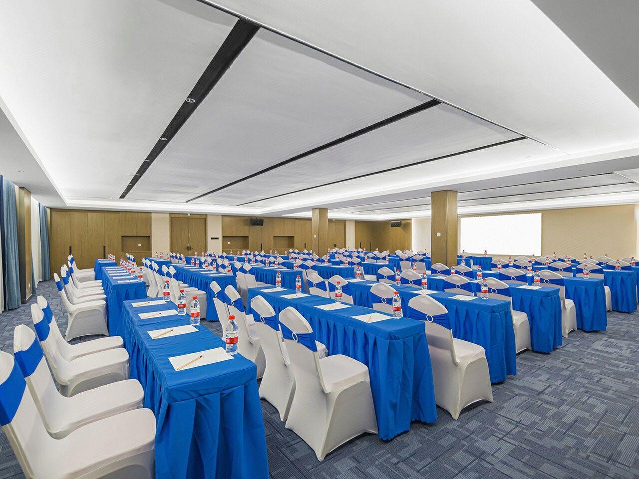 Kyriad Marvelous Hotel (Dongguan Huayang Lake University City Store) 48/52
