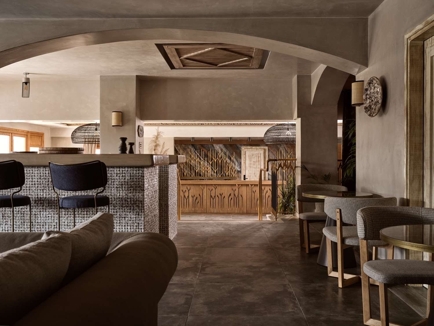 Sea Breeze Santorini Beach Resort, Curio by Hilton 23/50
