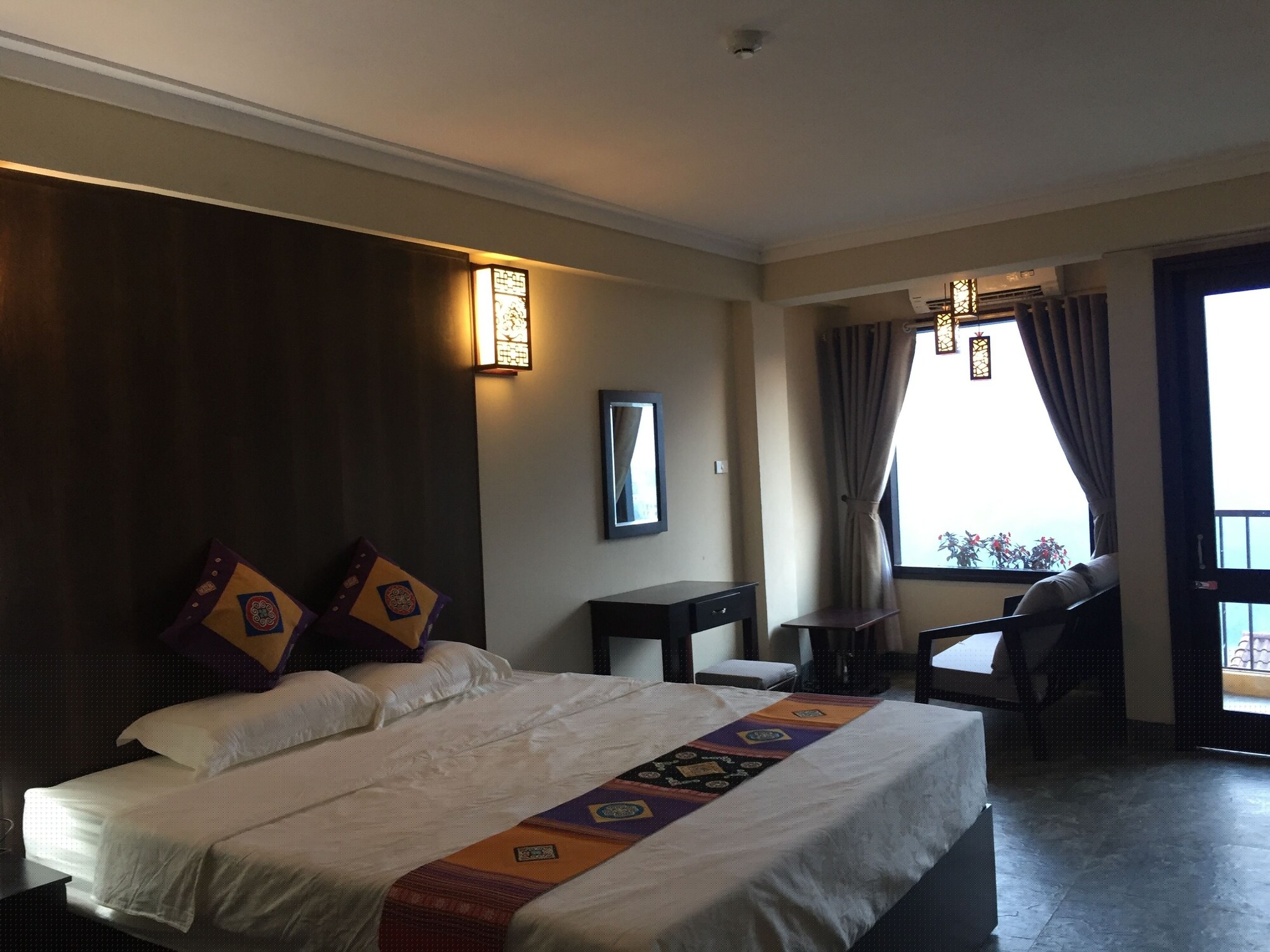 STANDARD, DOUBLE OR TWIN BED