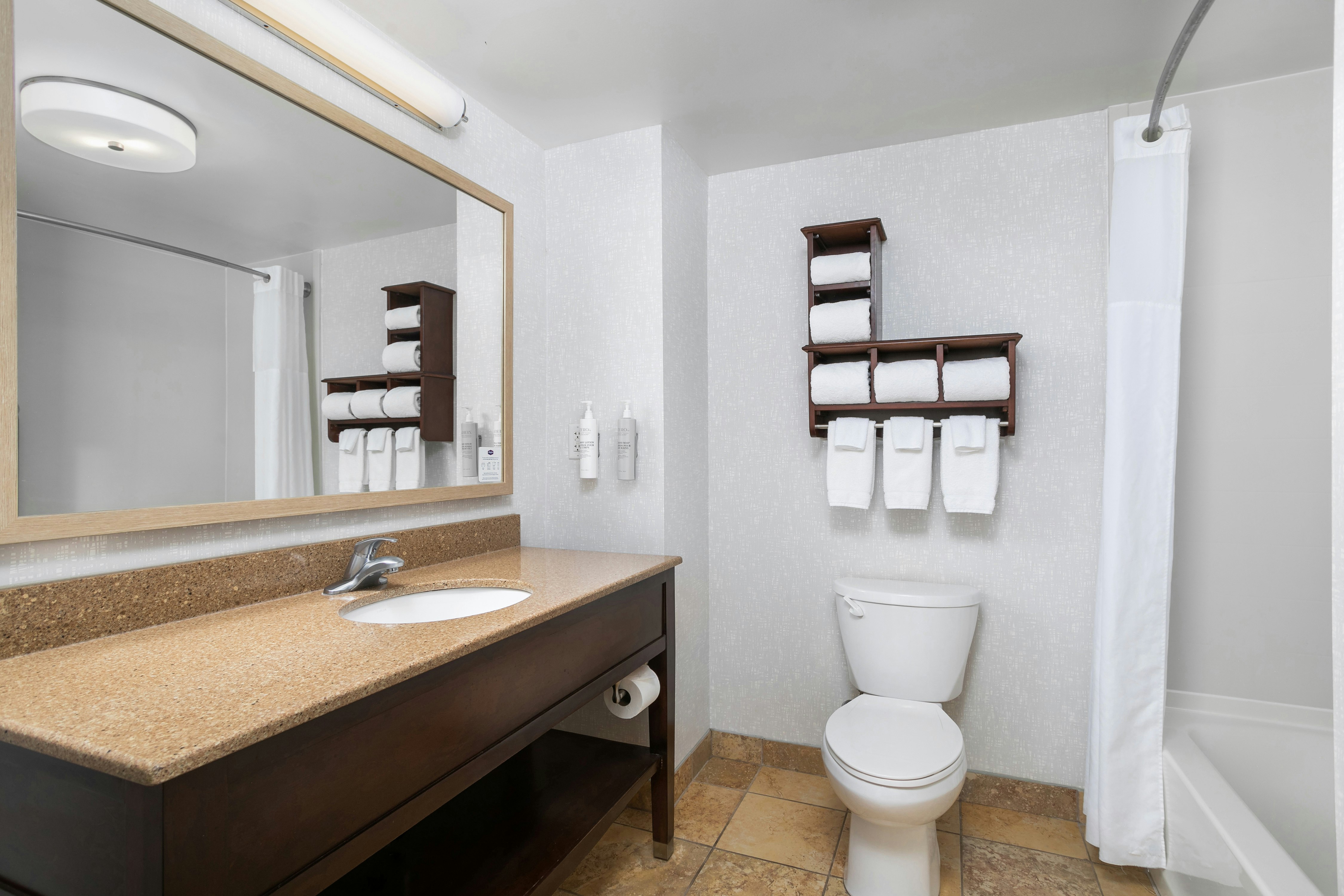 غرفة بسرير كينج، Hampton Inn New Smyrna Beach 5/6