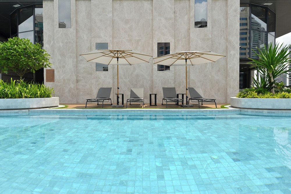 GM Estate Hotel and Executive Apartments 79/85