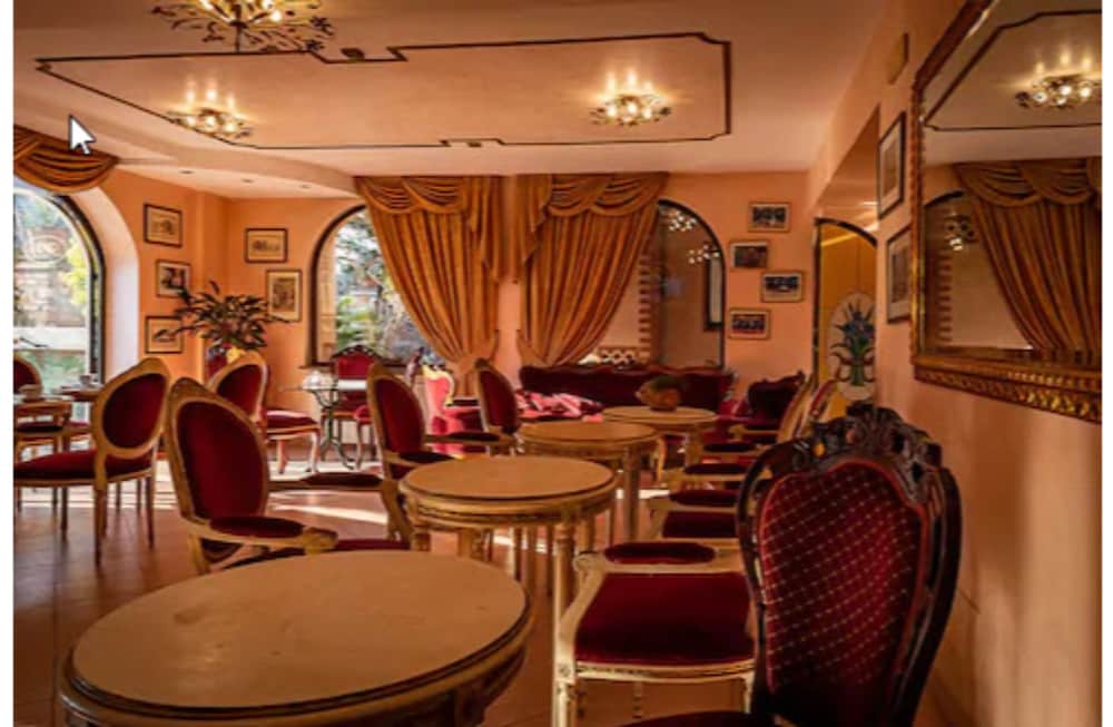 Hotel Louis II 58/66