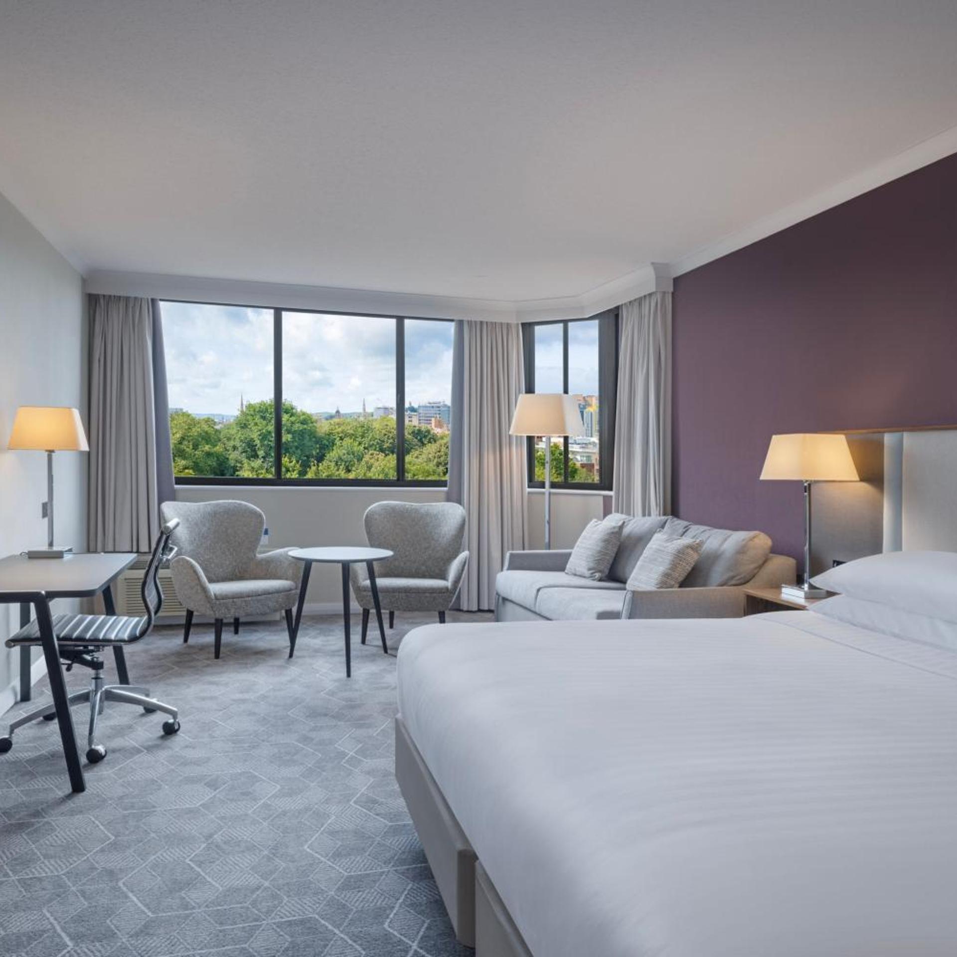 Junior Suite, Executive Lounge Access, Corner