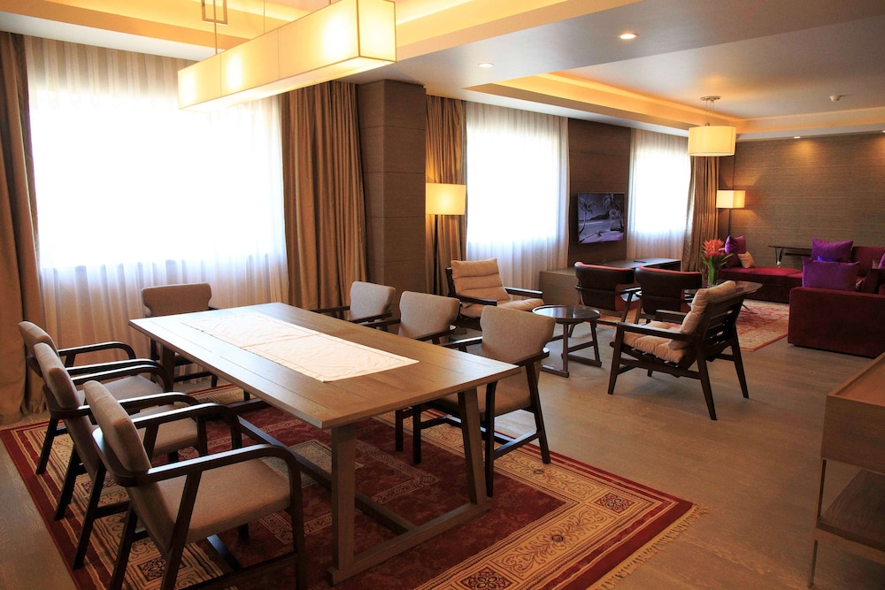 RADISSON BLU HOTEL, ABIDJAN AIRPORT 63/74