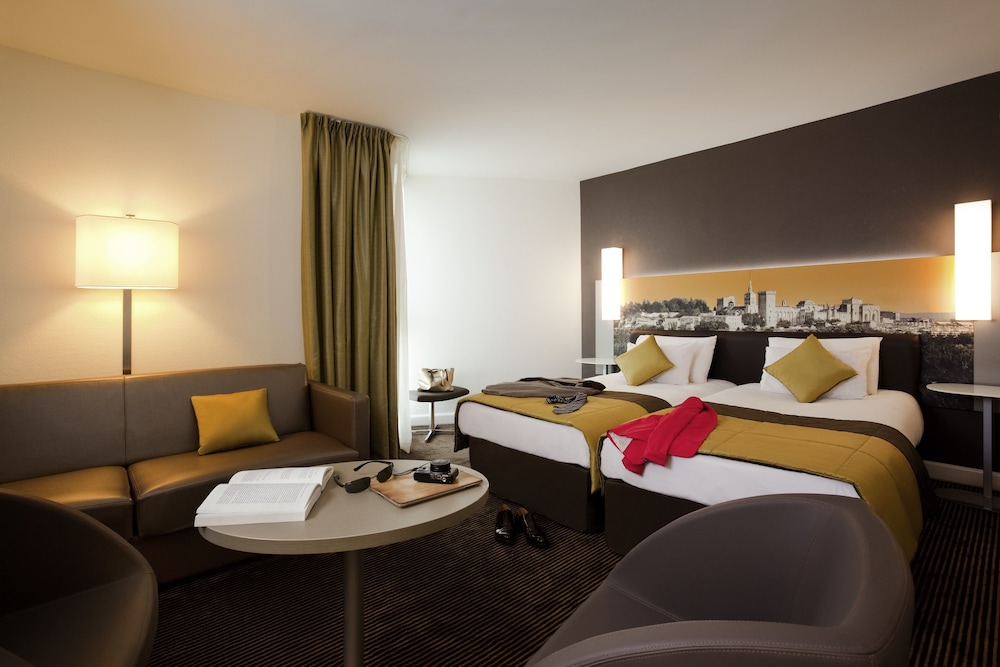 Mercure Avignon Centre Palais des Papes Hotel 44/70