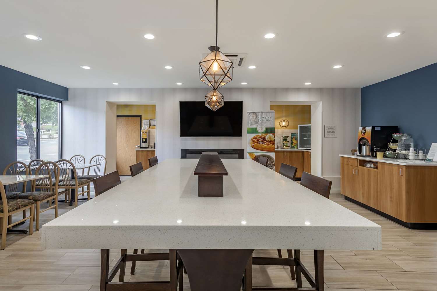 Quality Inn & Suites Chattanooga West near Lookout Mountain 31/33