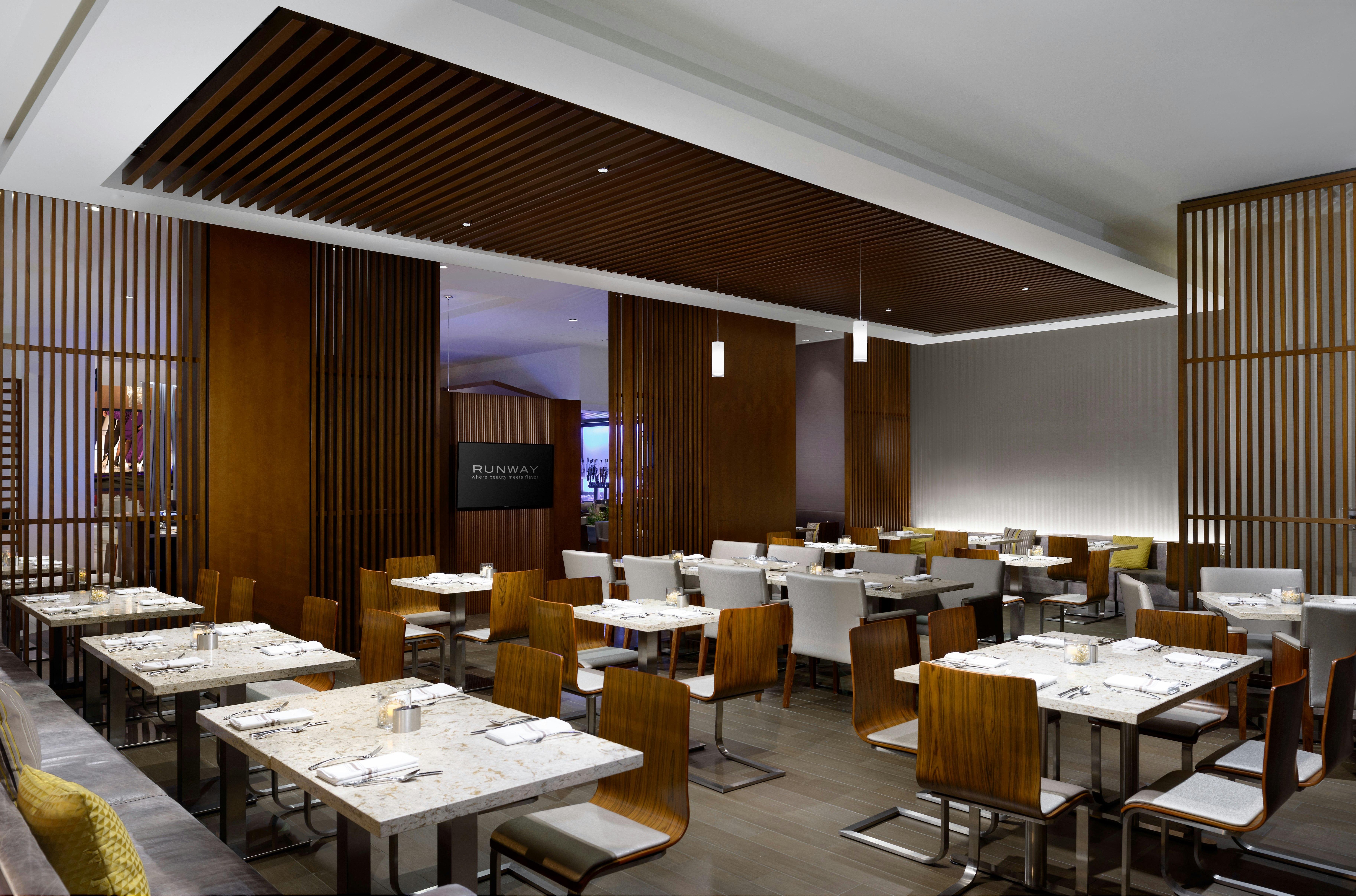 Hilton Woodland Hills Los Angeles 54/67