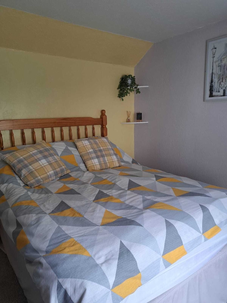 Lyndale Guest House 42/50