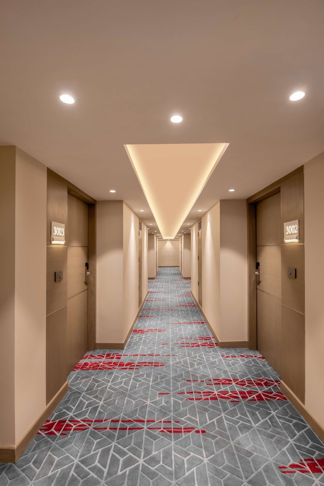 Radisson Hotel Sector 29 Gurugram 36/57