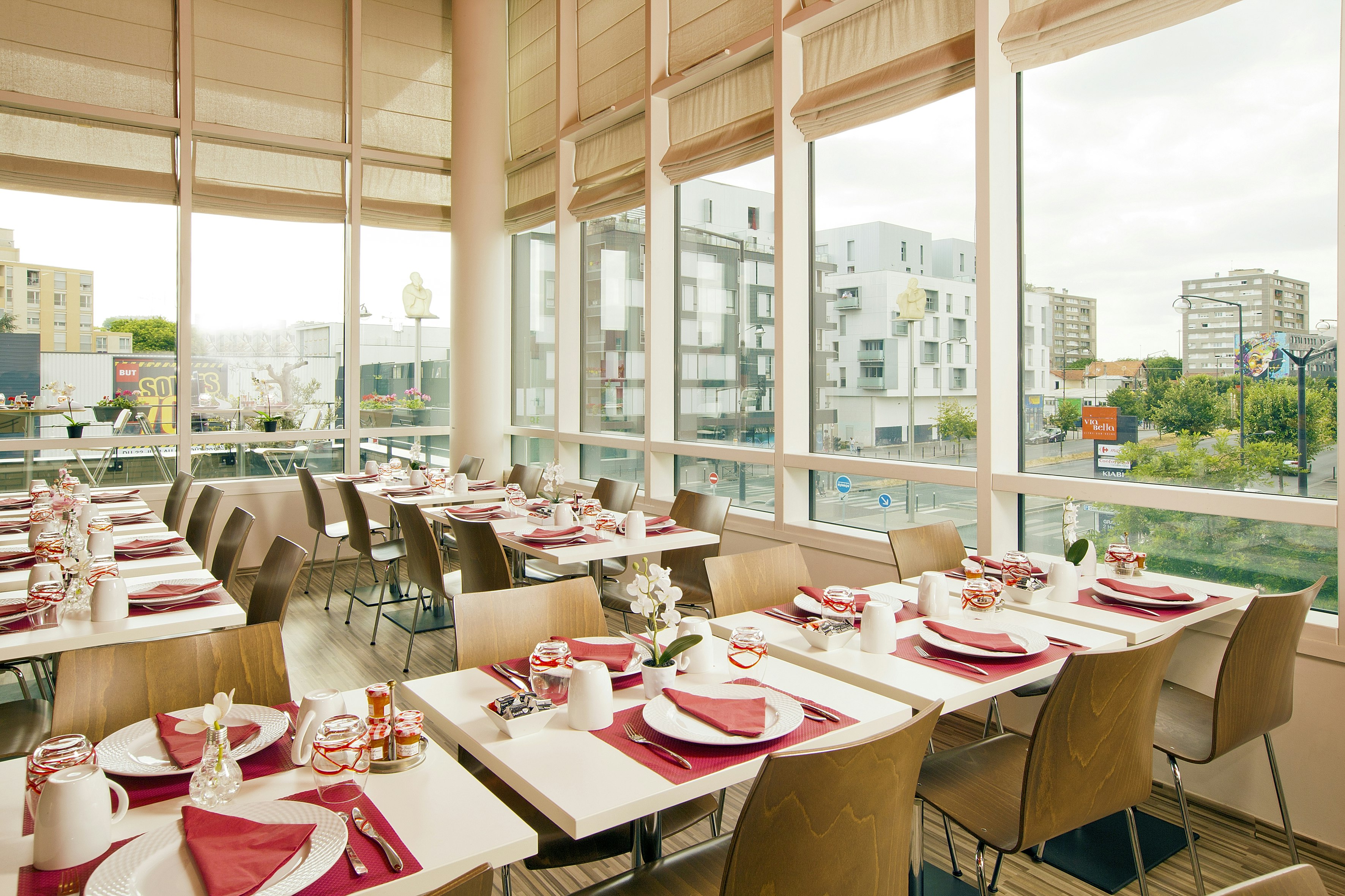 Sejours et Affaires Vitry 32/47