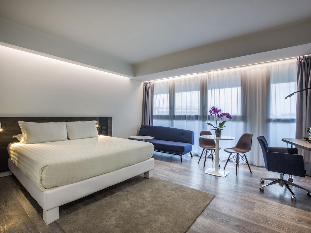 Novotel Roma Eur 17/74