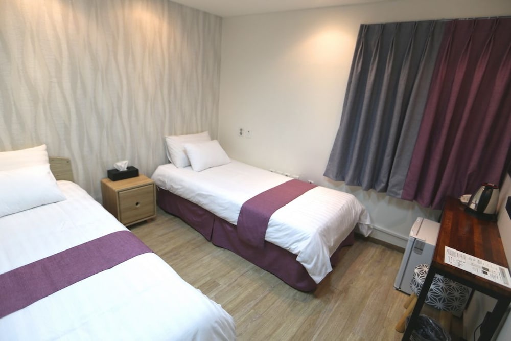 Must Stay (ex. Seoul Backpackers) 21/47