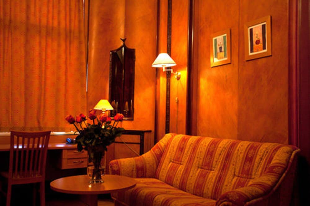 Hotel Aster 40/64