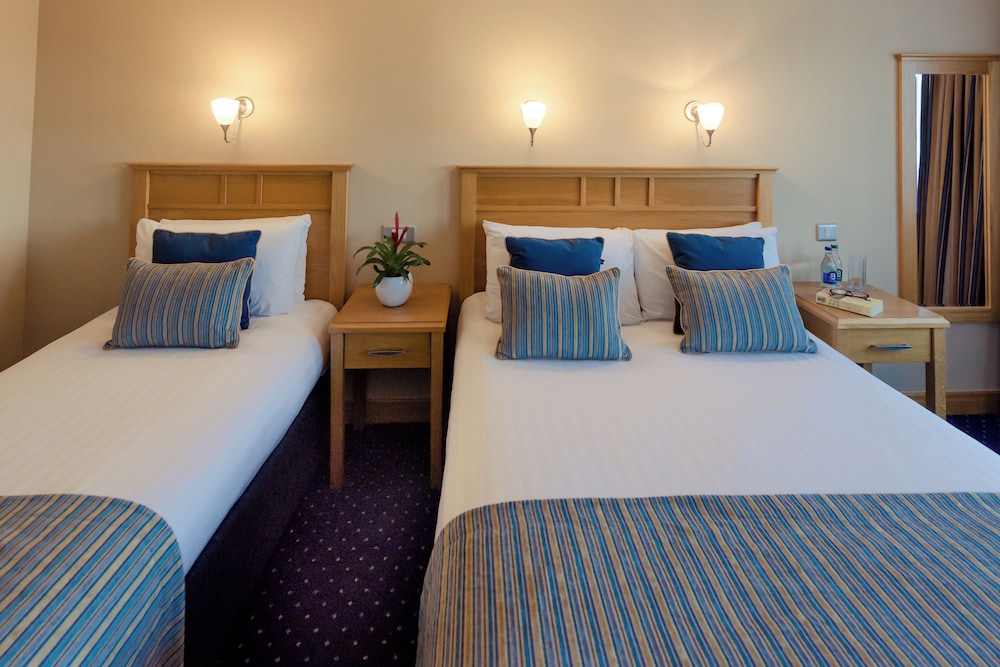 CLASSIC, DOUBLE OR TWIN BED