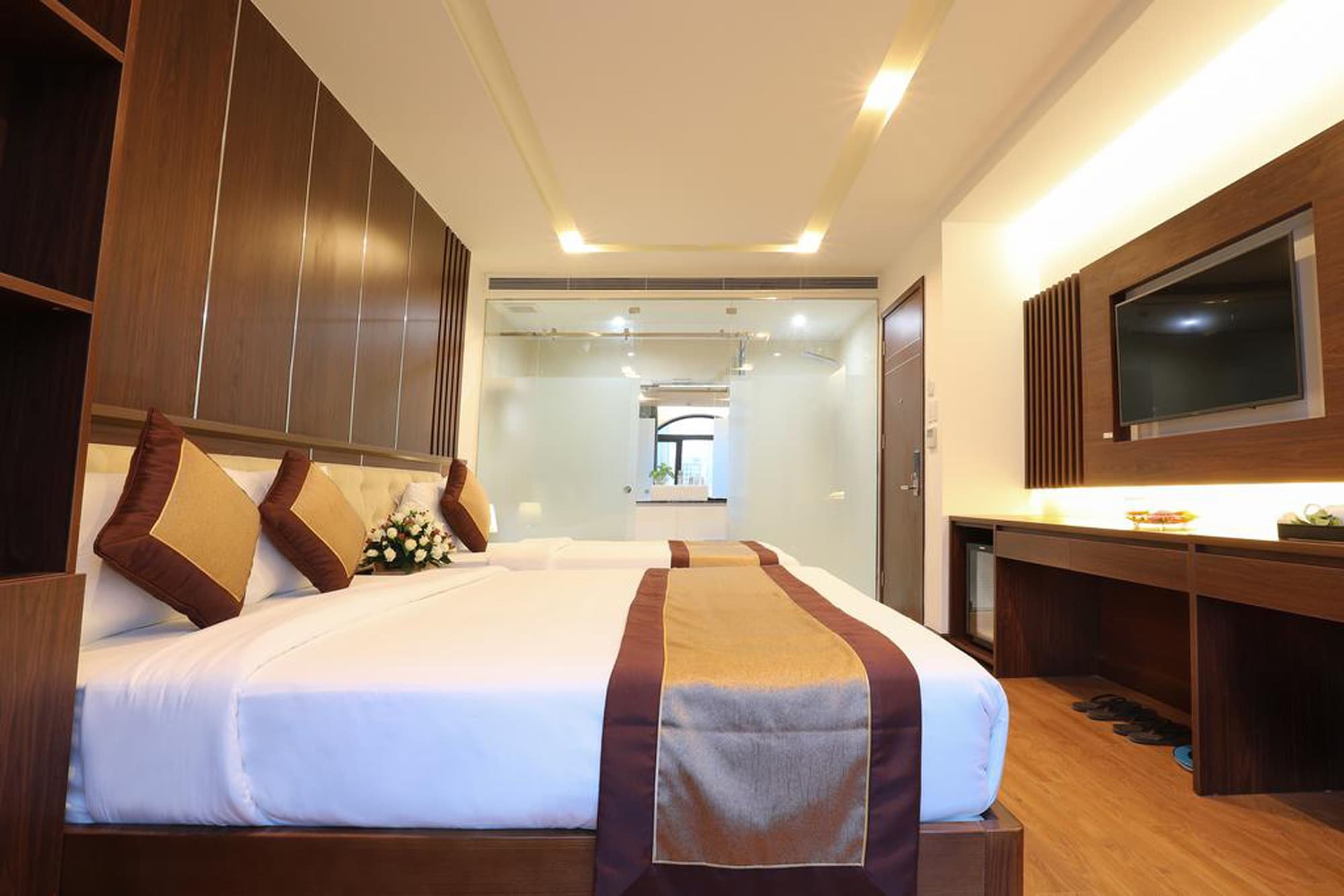 غرفة عائلية ثلاثية بسرير كوين وسرير فردي بإطلالة على المدينة، Prague Hotel 2/3