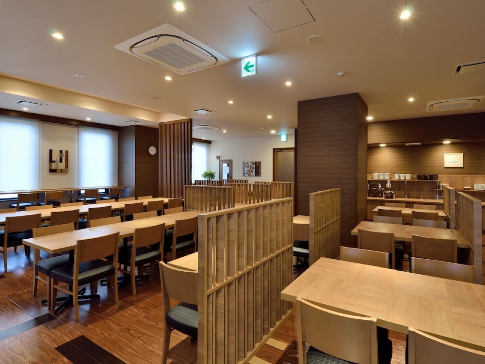 Hotel Route Inn Okayama Maniwa 28/30