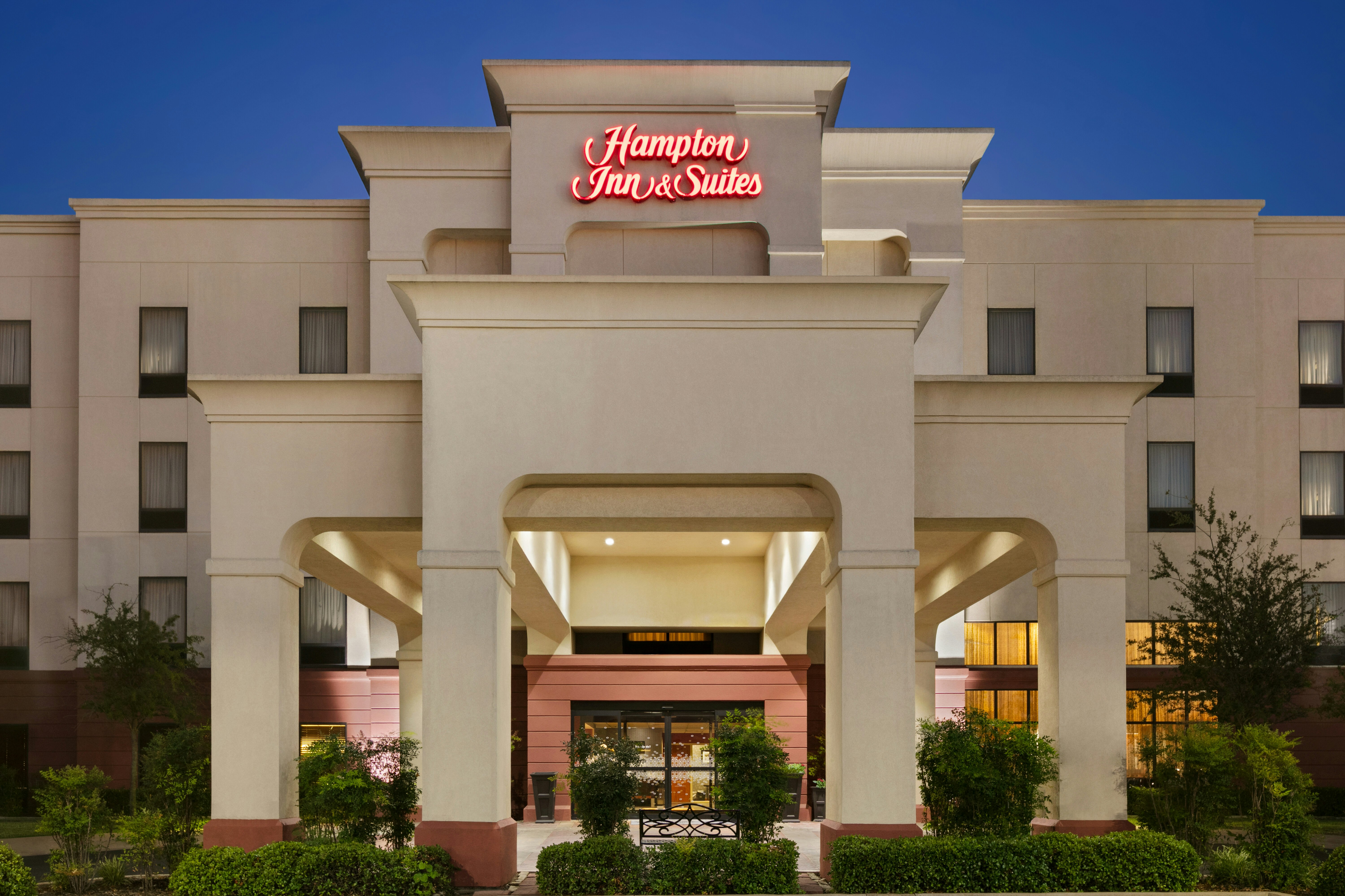 Hampton Inn and Suites Lawton 2/41