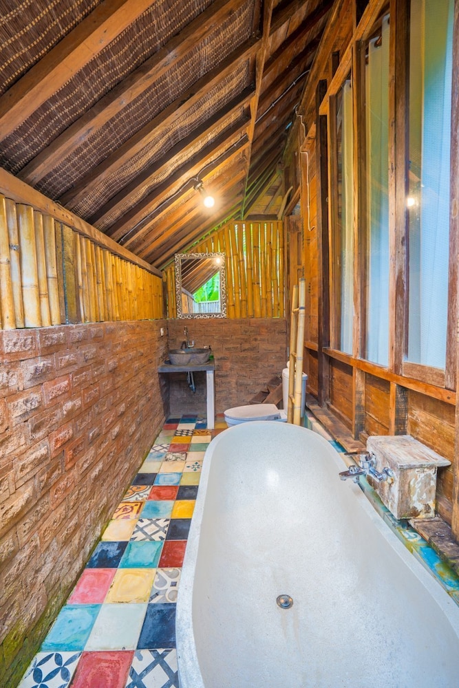 Ubud Sawah Homestay 50/50