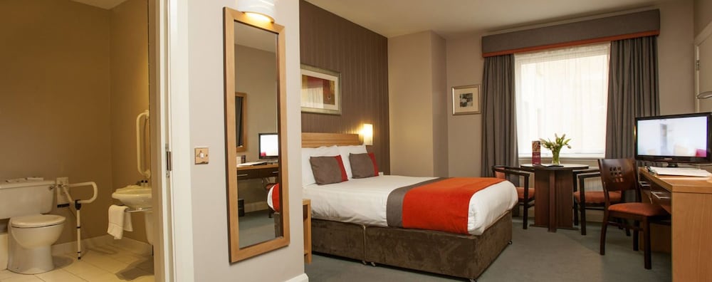 City Hotel Derry 6/68