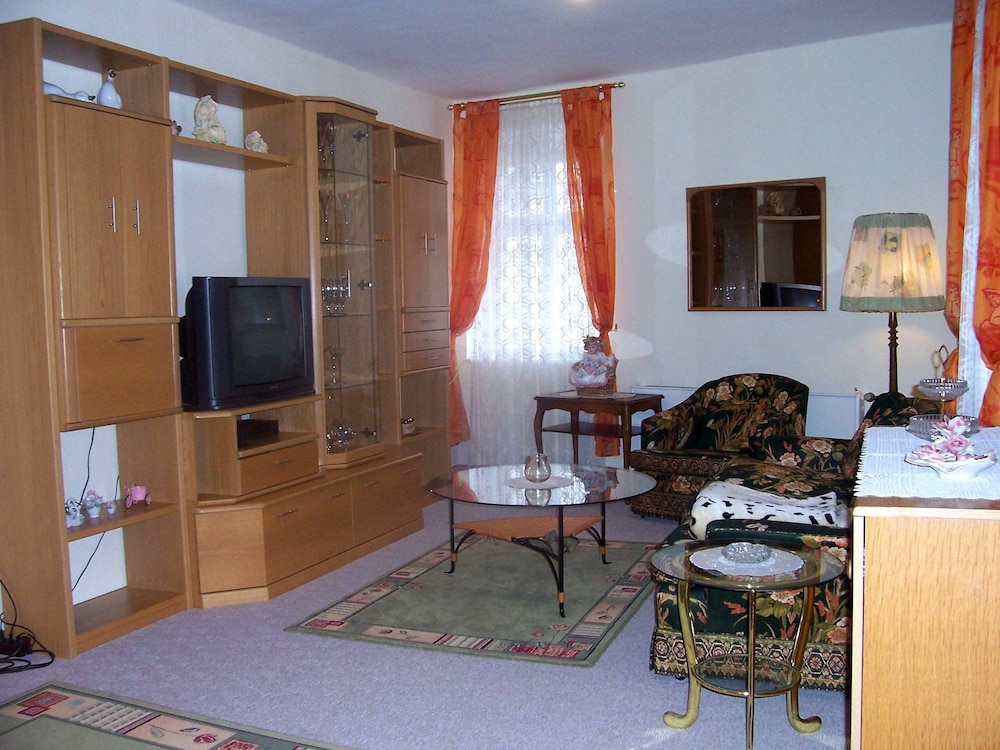 Hotel Krone 49/51