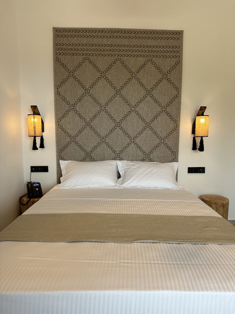 DELUXE, SUITE, SEA VIEW, ANNEX