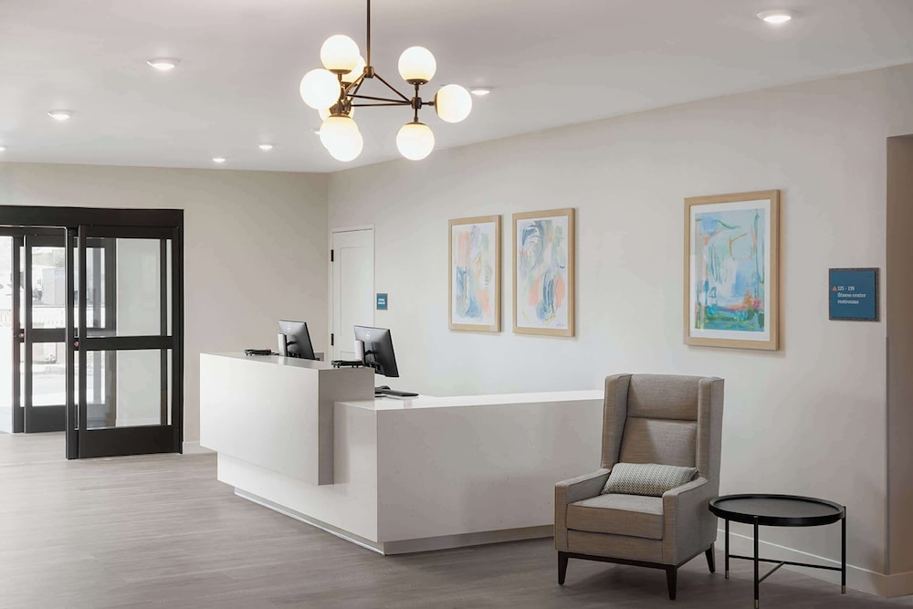WaterWalk Extended Stay by Wyndham Jacksonville Deerwood Pk 7/56