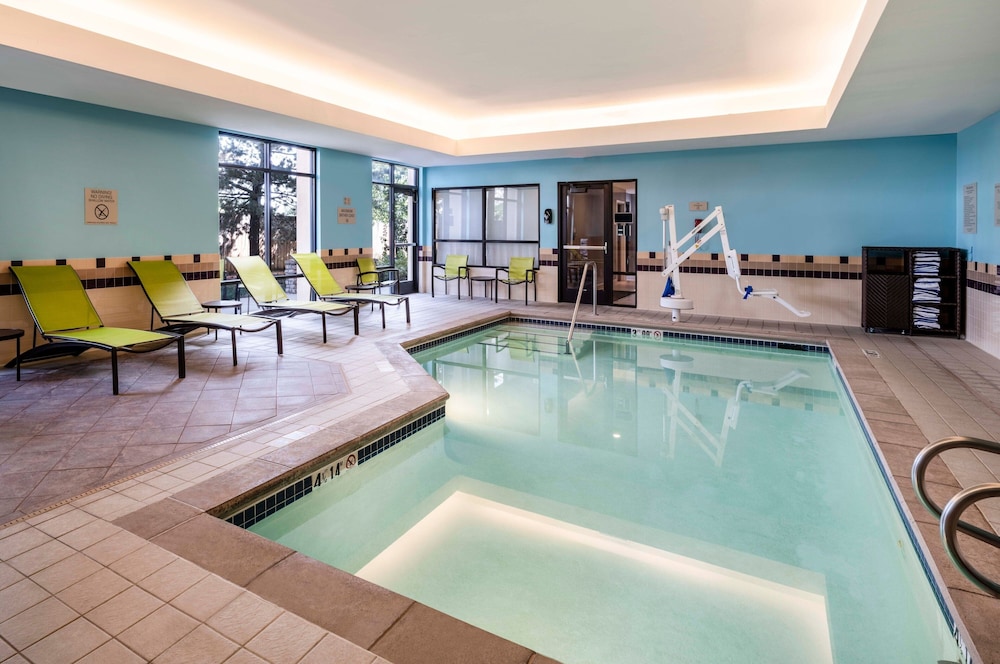 SpringHill Suites Marriott Colorado Springs South 27/59