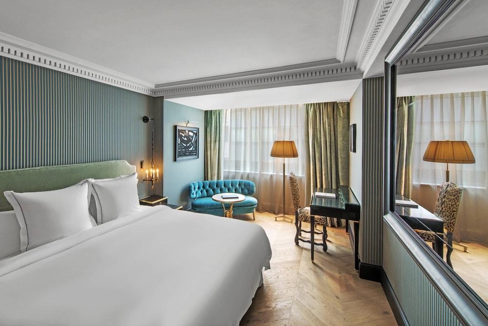 Room, King Bed