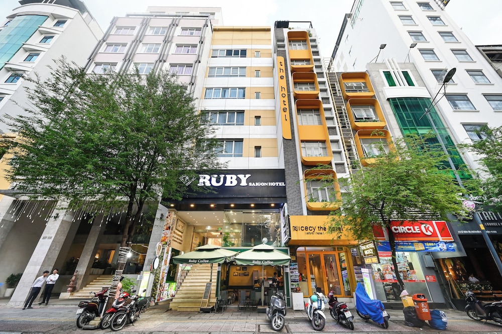 Ruby Saigon Hotel and Suite Ben Thanh 38/50