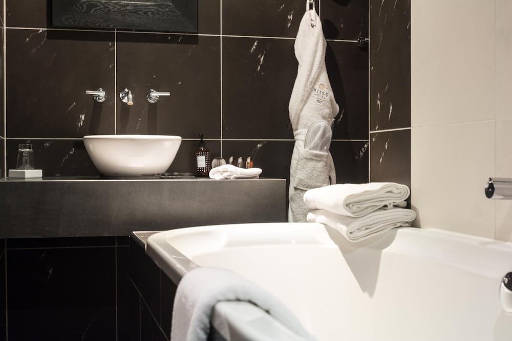 Bliss Boutique Hotel 41/47