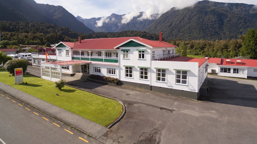Heartland Hotel Fox Glacier 39/45
