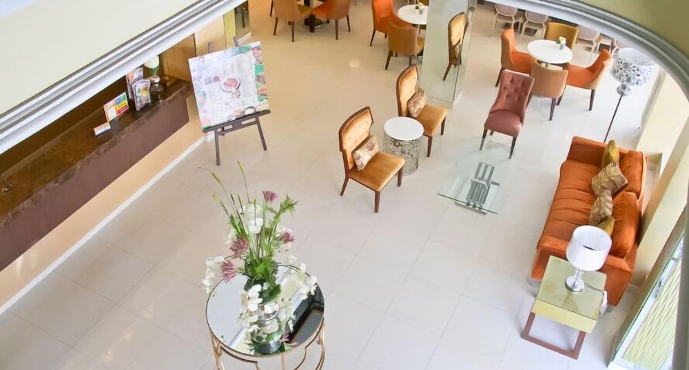 Royal Garden Hotel 10/44