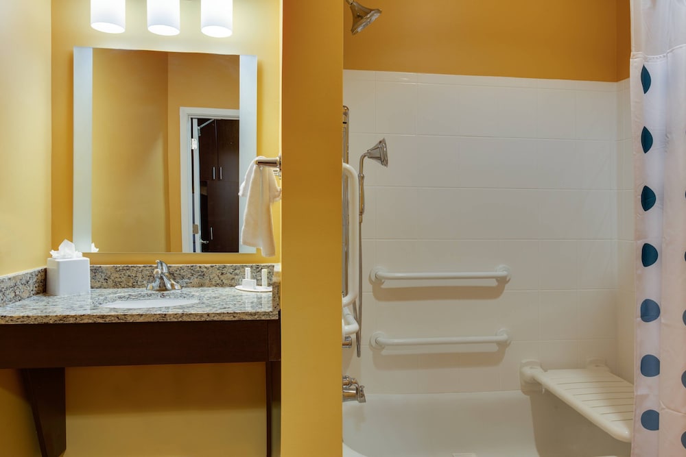 Towneplace Suites By Marriott Gainesville Northwest 5/23