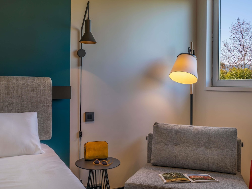 IBIS BARCELONA AEROPUERTO VILADECANS 31/62