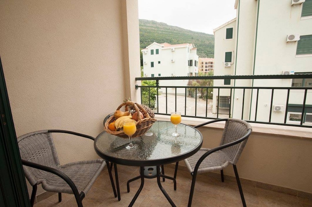 Guest House Medin 37/50