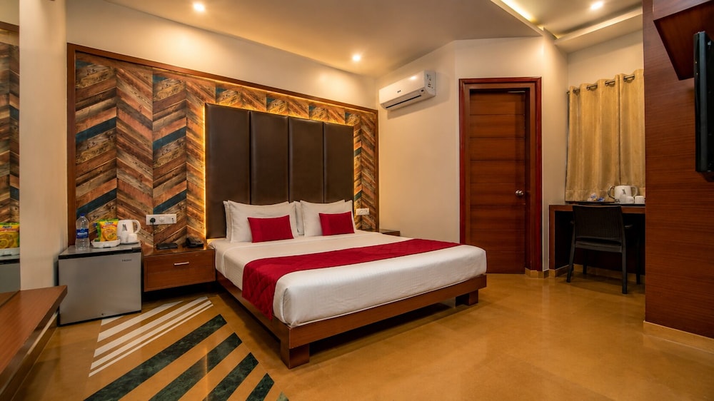 Uddhav Vilas Hotel 25/46