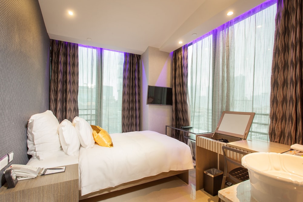 Harbour Bay Hotel 17/32
