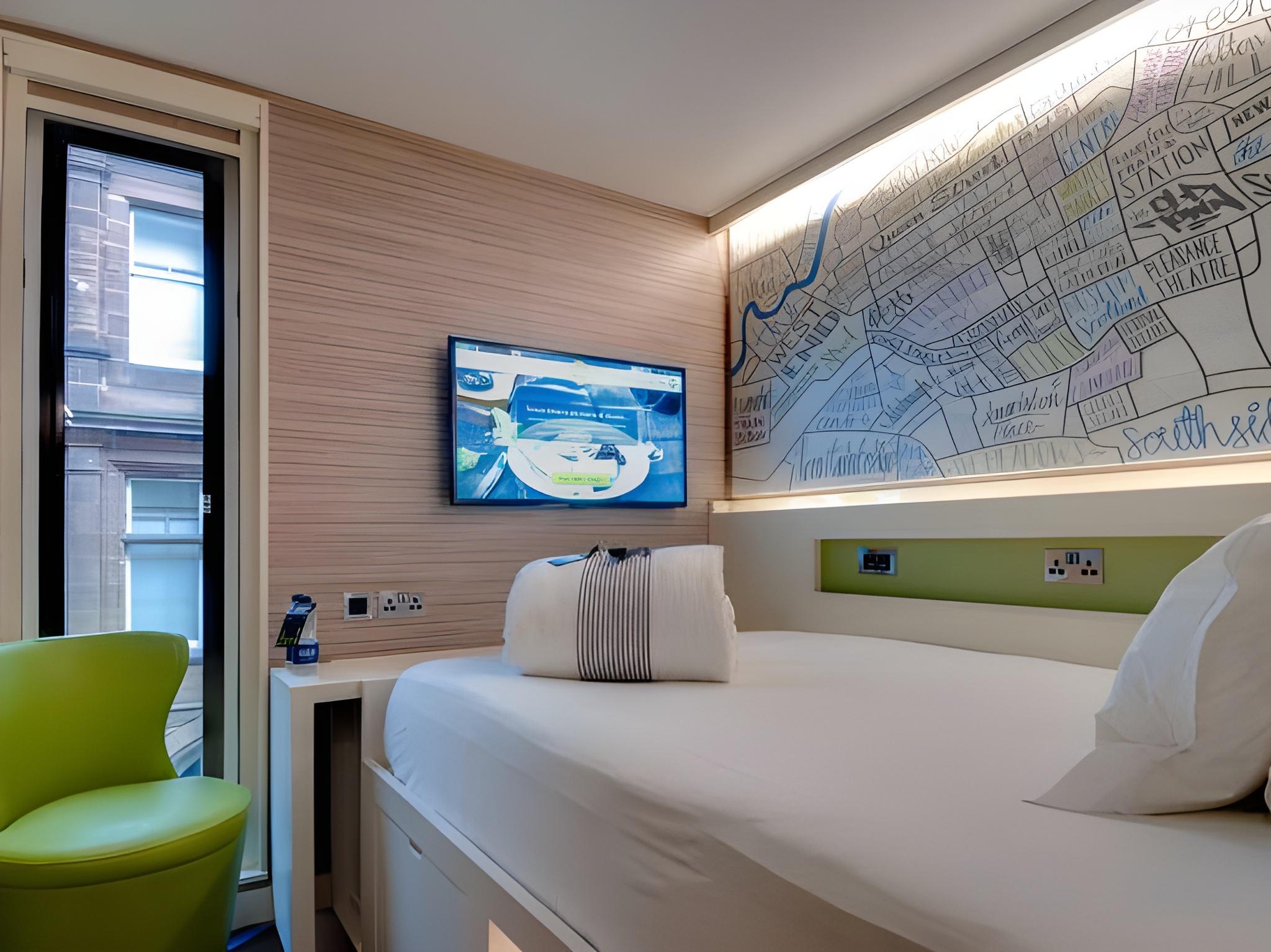 غرفة مفردة بسرير مزدوج، hub by Premier Inn London West Brompton hotel 3/3