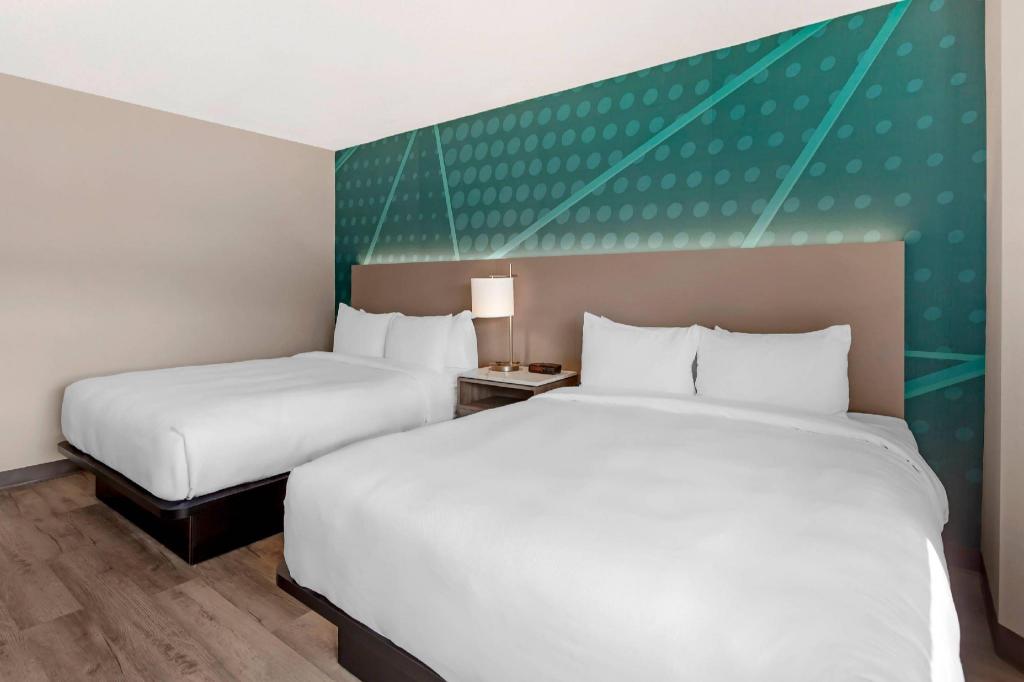 Upgrade, 2 Queen Beds
