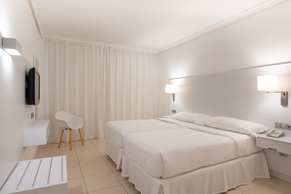 Landmar Costa los Gigantes Family Resort 21/68