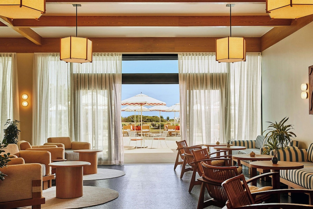 Blockade Runner Beach Resort 50/70