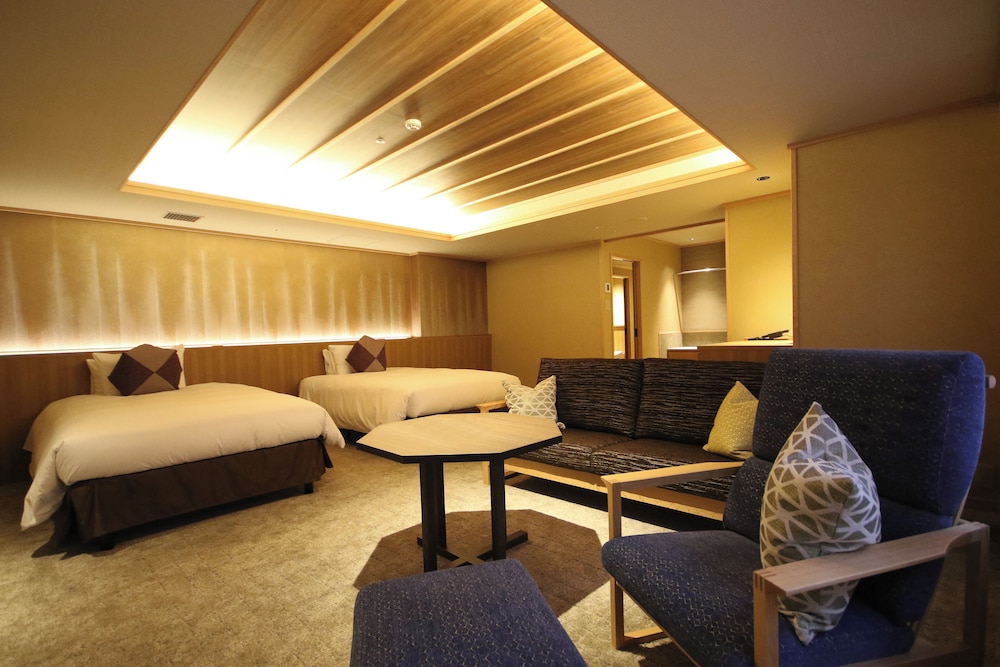 Hida Hotel Plaza 46/63