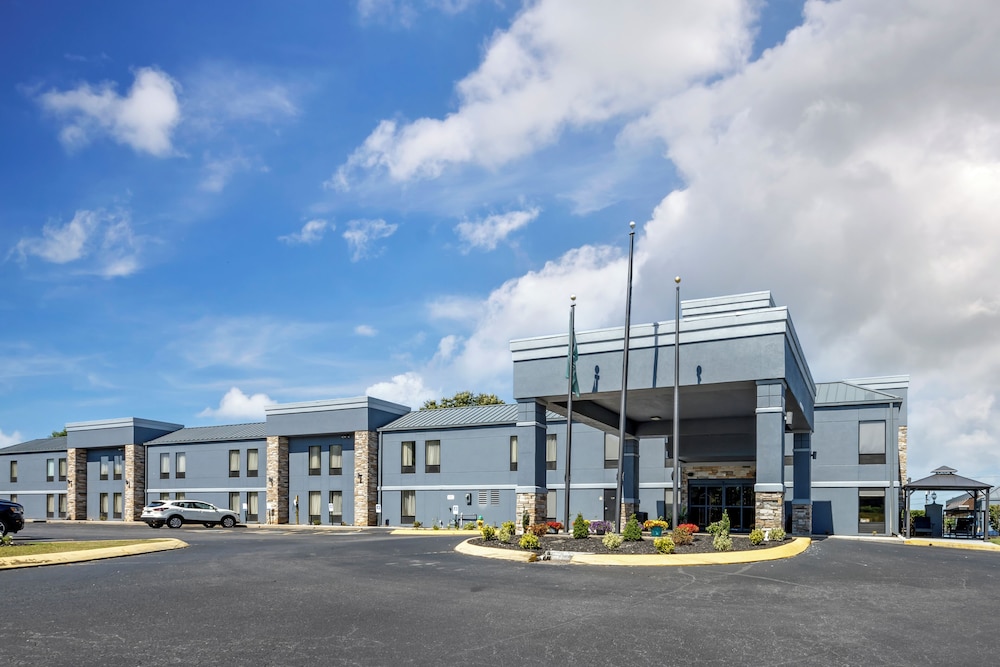 Quality Inn Clarksville 43/47