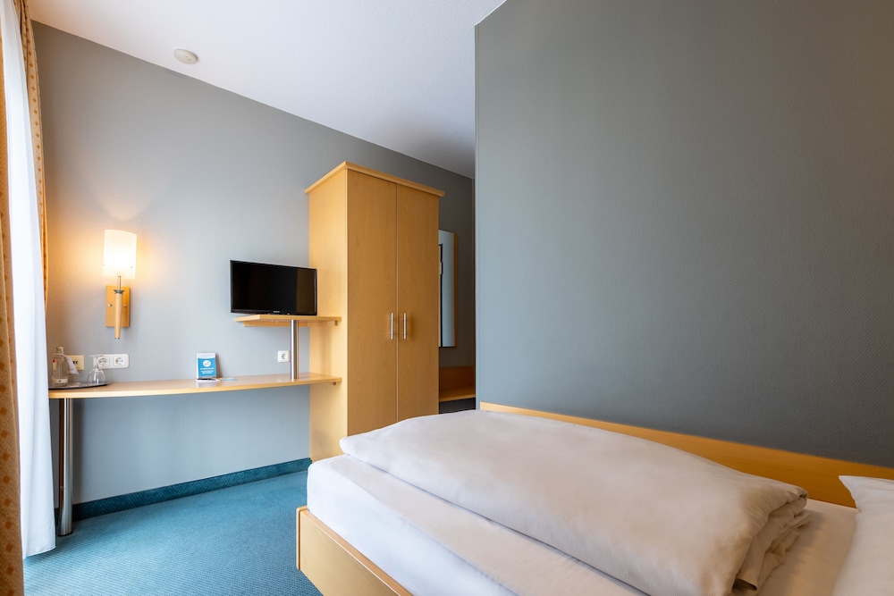 Trip Inn Hotel Conti 9/28