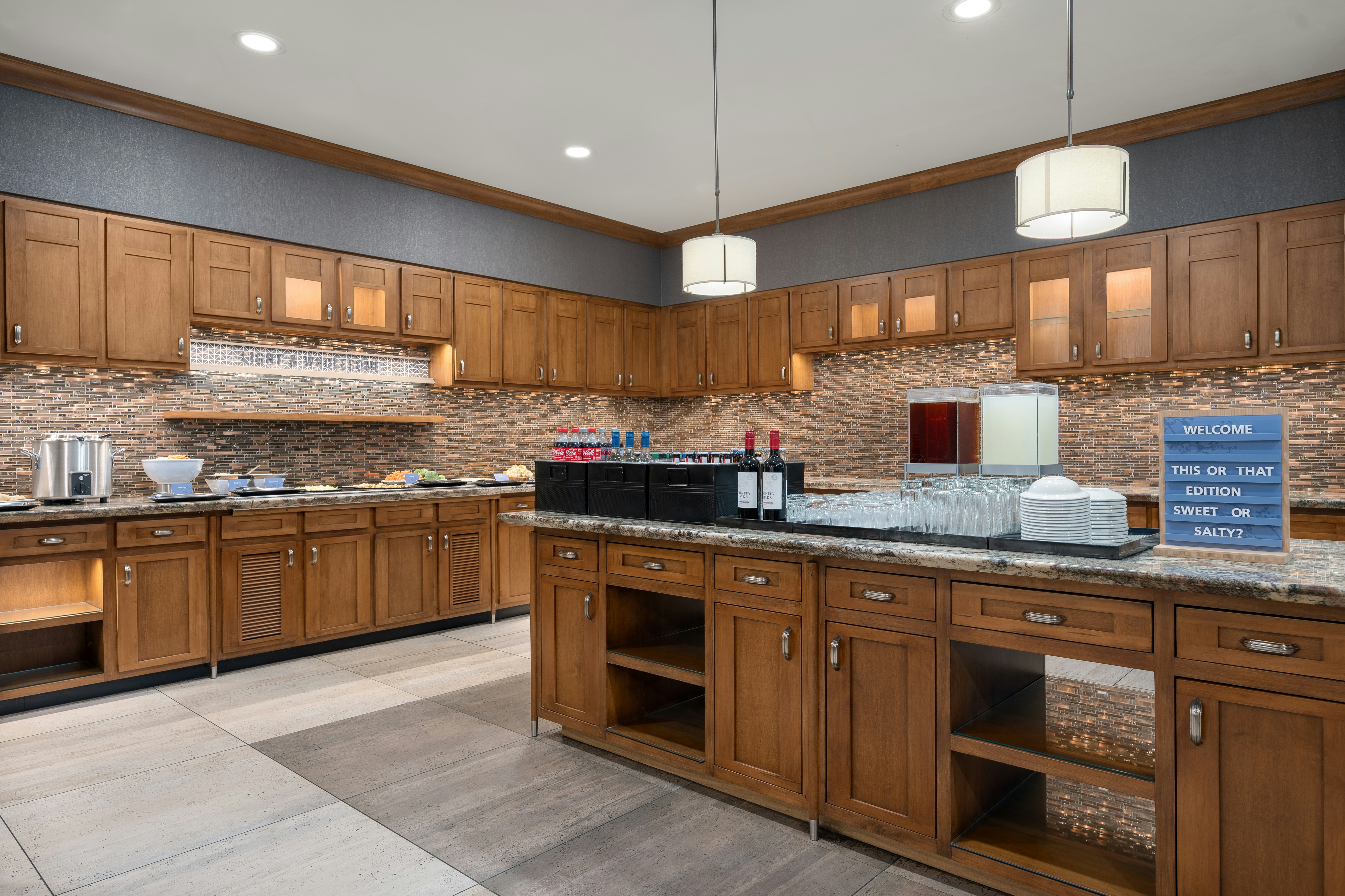 Homewood Suites by Hilton Cincinnati-Downtown 69/73