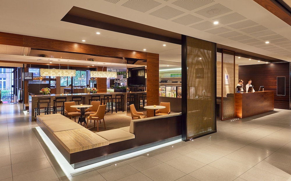 Hyatt Regency Brisbane 8/58